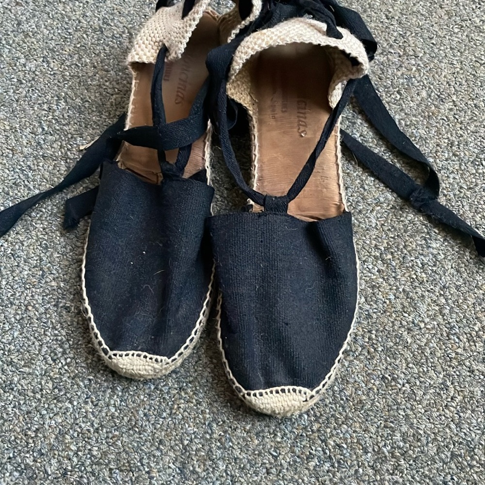Black laceup espadrilles 38